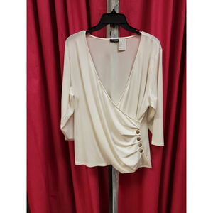 Cable & Gauge White formal Blouse. Size XL. RS 91